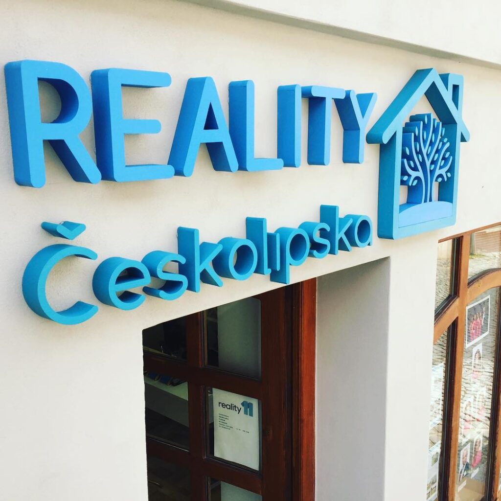 Prostorový nápis Reality Českolipská